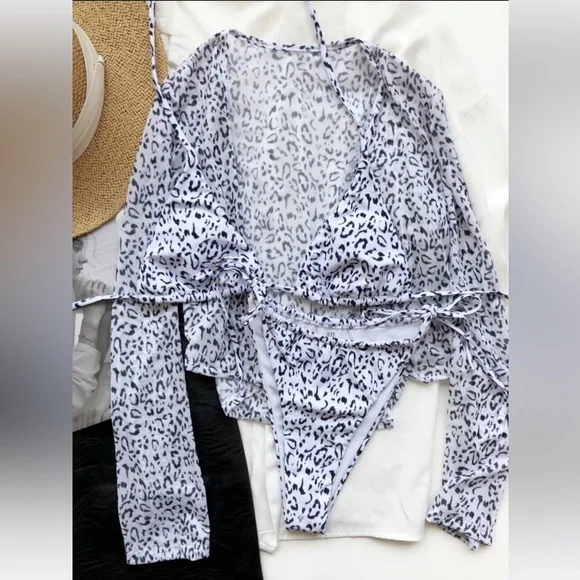 Three piece set - Picture 3 of 3